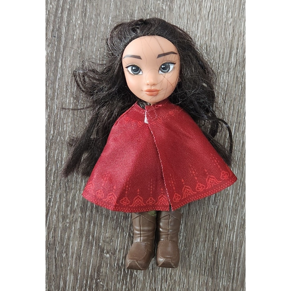 Disney Raya and the Last Dragon Petite Raya Doll 6 inch Figure with Red Cape
